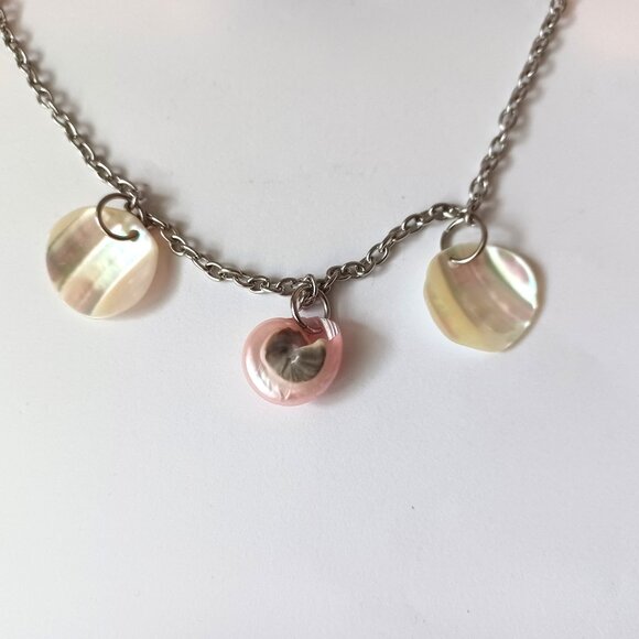 Mother of Pearl Nacre Shells on a Surgical Stainless Steel Chain Necklace - Picture 3 of 6